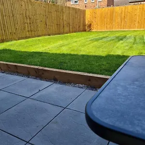 https://lovely4-bedroom-house-close-to-loughborough-uni-m1.hotelsin-nottingham.com