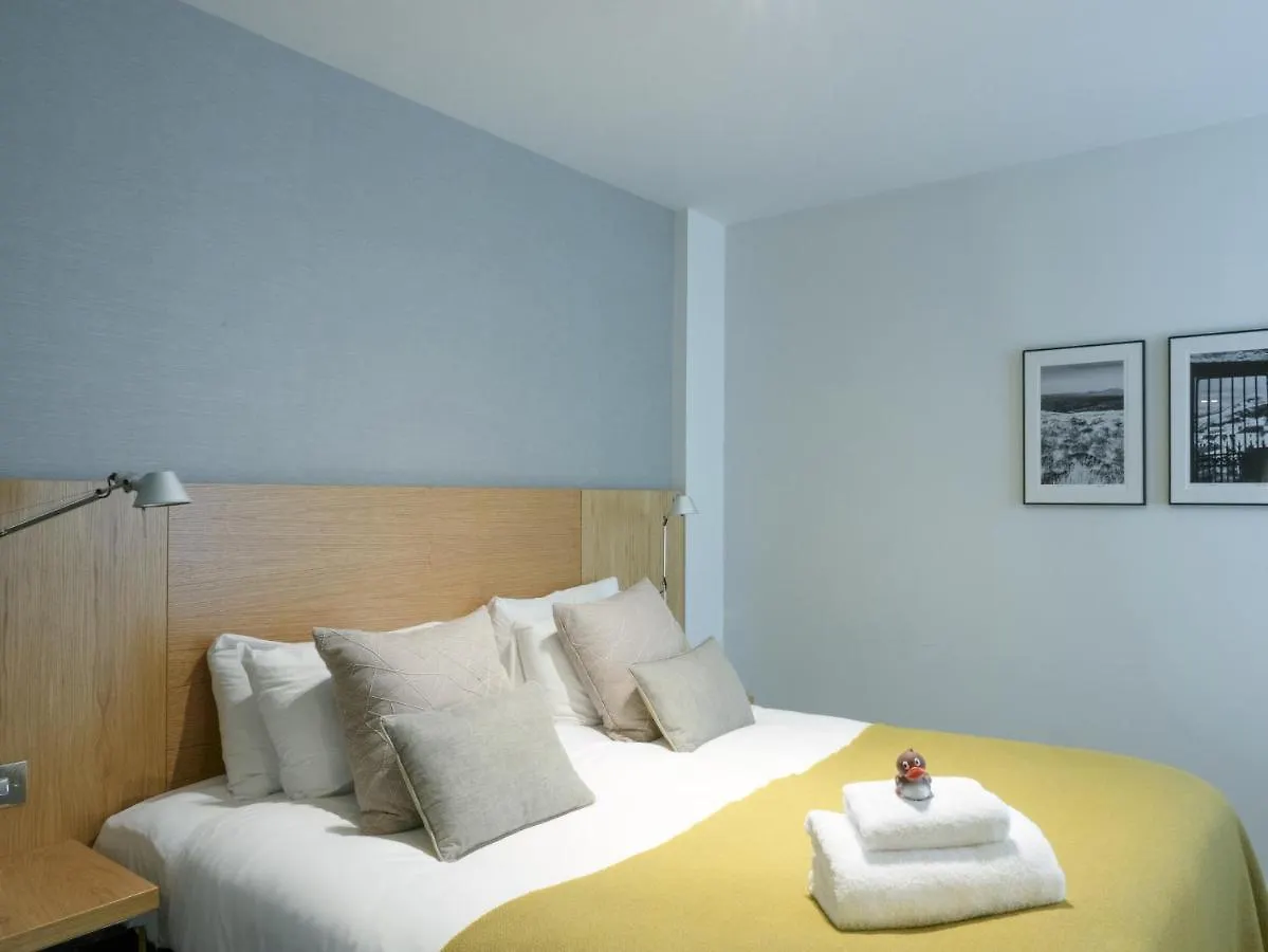 Apex Waterloo Place Hotel Edinburgh